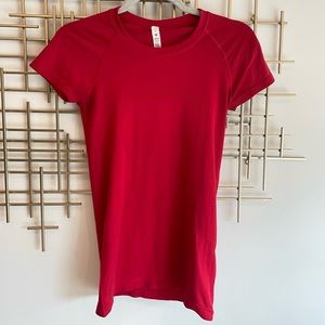 Lululemon swiftly tech